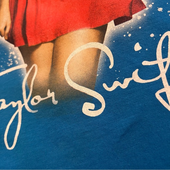 Rare 2011 Speak Now World Tour Taylor Swift T-Shirt - Picture 9 of 10